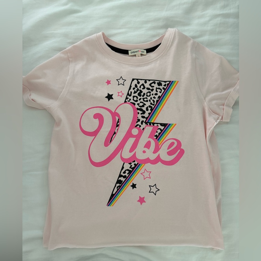 Paper Flower Vibe Raw Edge Tee NEVER WORN excellent condition size L (size 12)